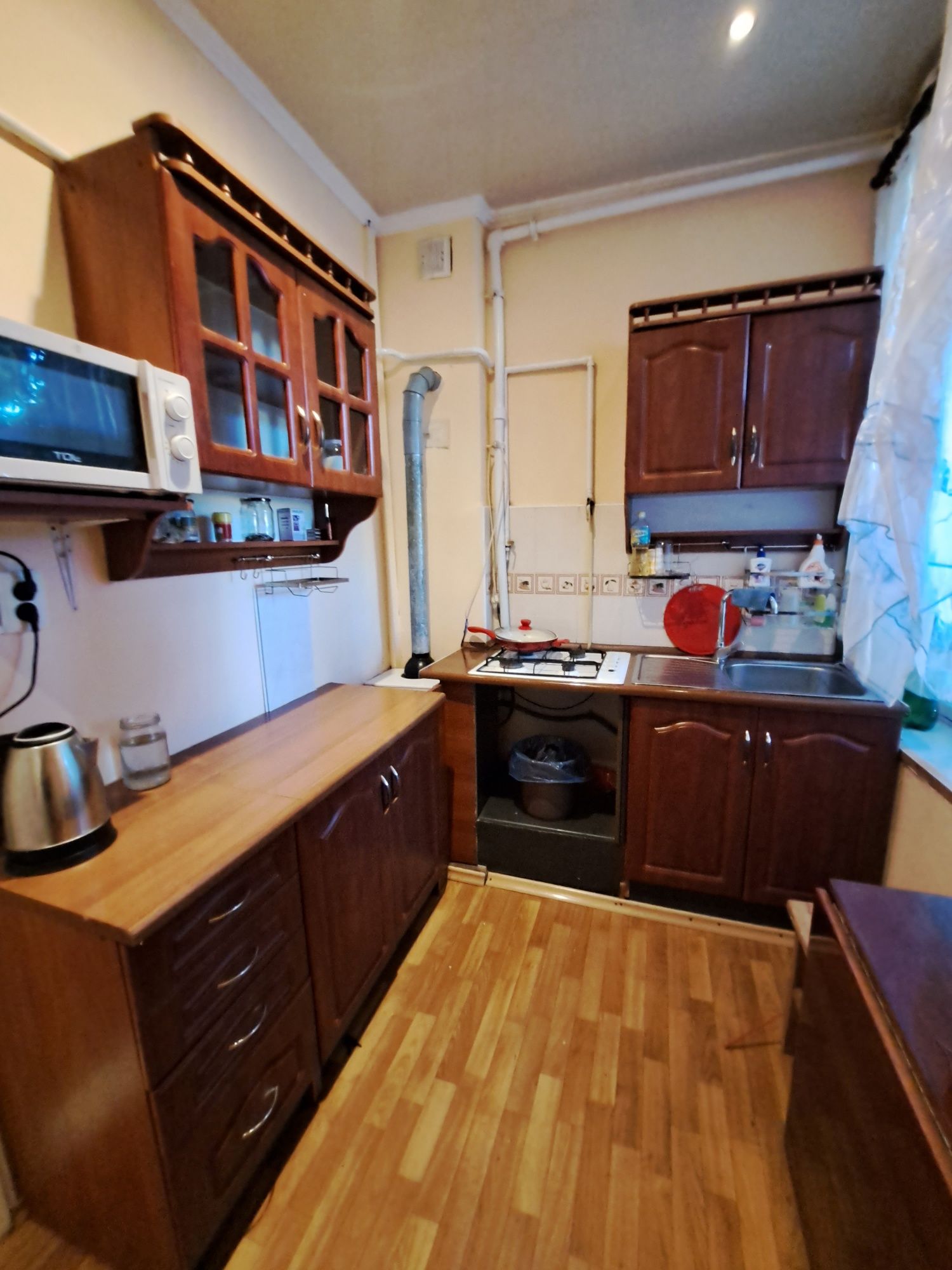 Здаю за 6000 грн. власну 1-х кімнатну квартиру