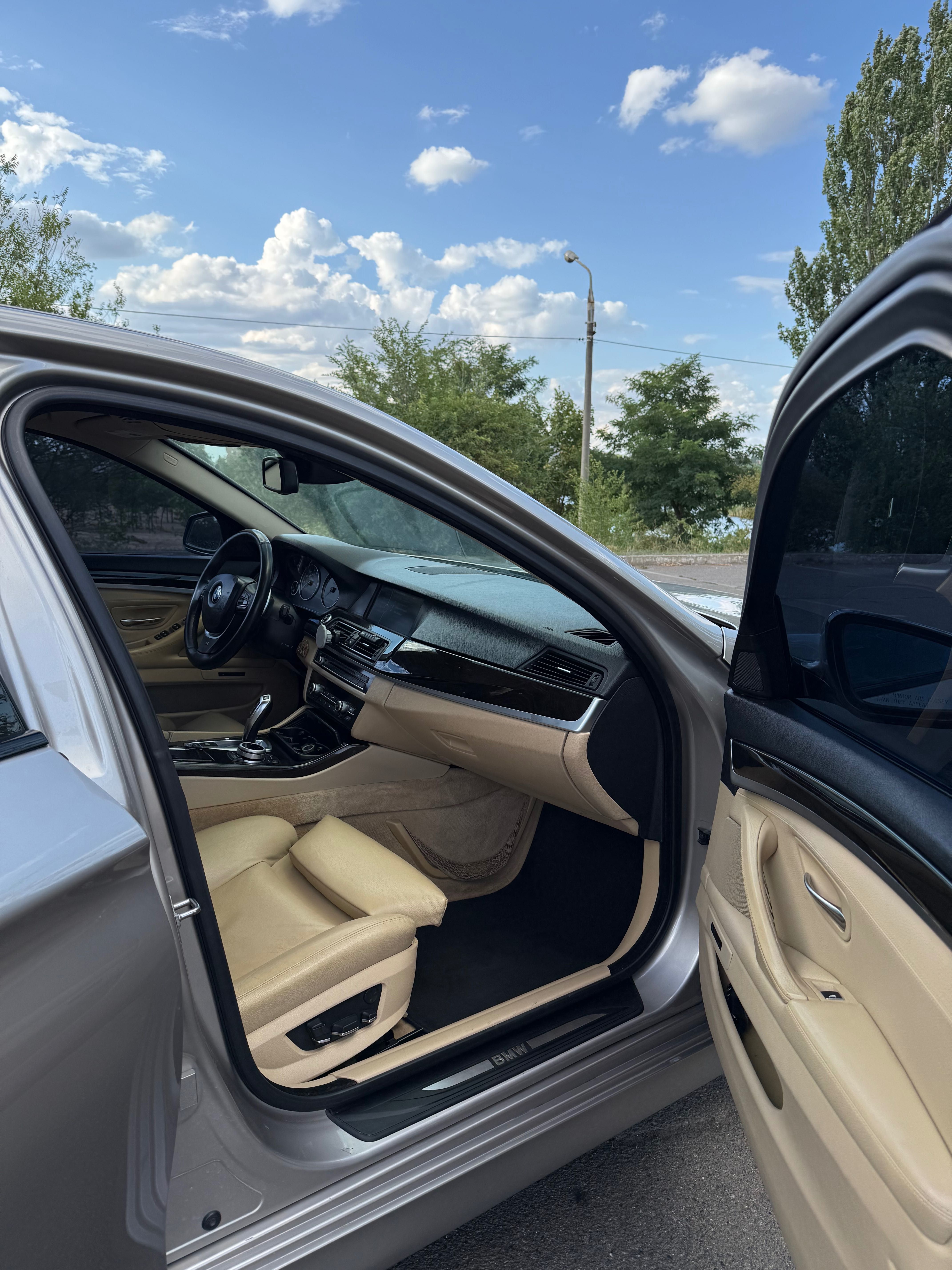 Продам BMW F10 535i