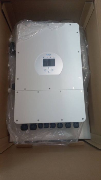 Гібридний інвертор Deye SUN-12K-SG04LP3-EU