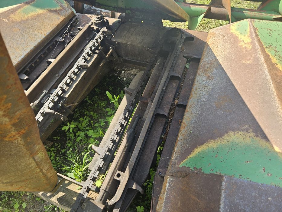 Продам  жатку кукурудзяну,жатка для кукурудзи Fantini 5р. john deere