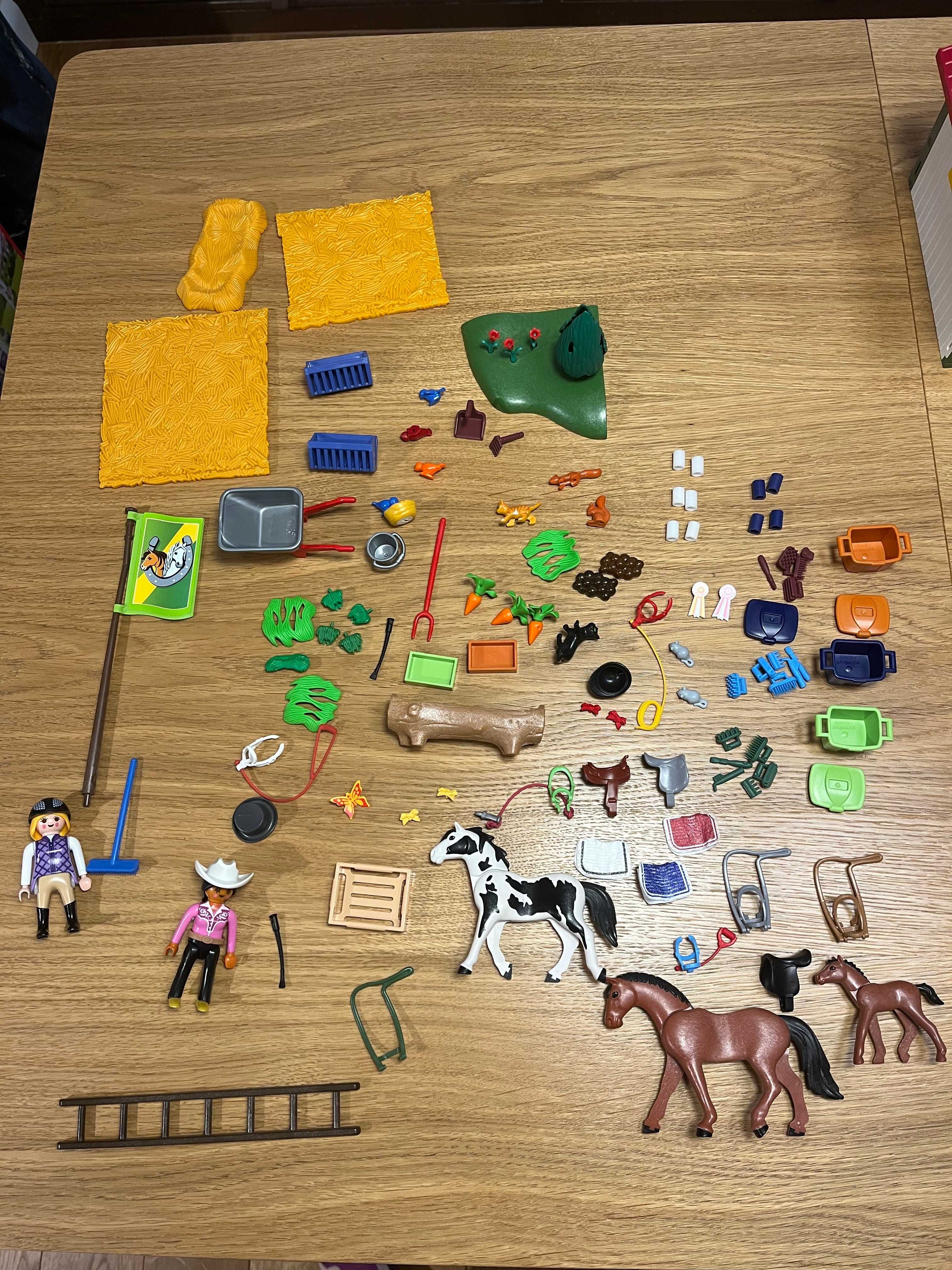 Playmobil Duża stadnina koni zestaw 6926 używany
