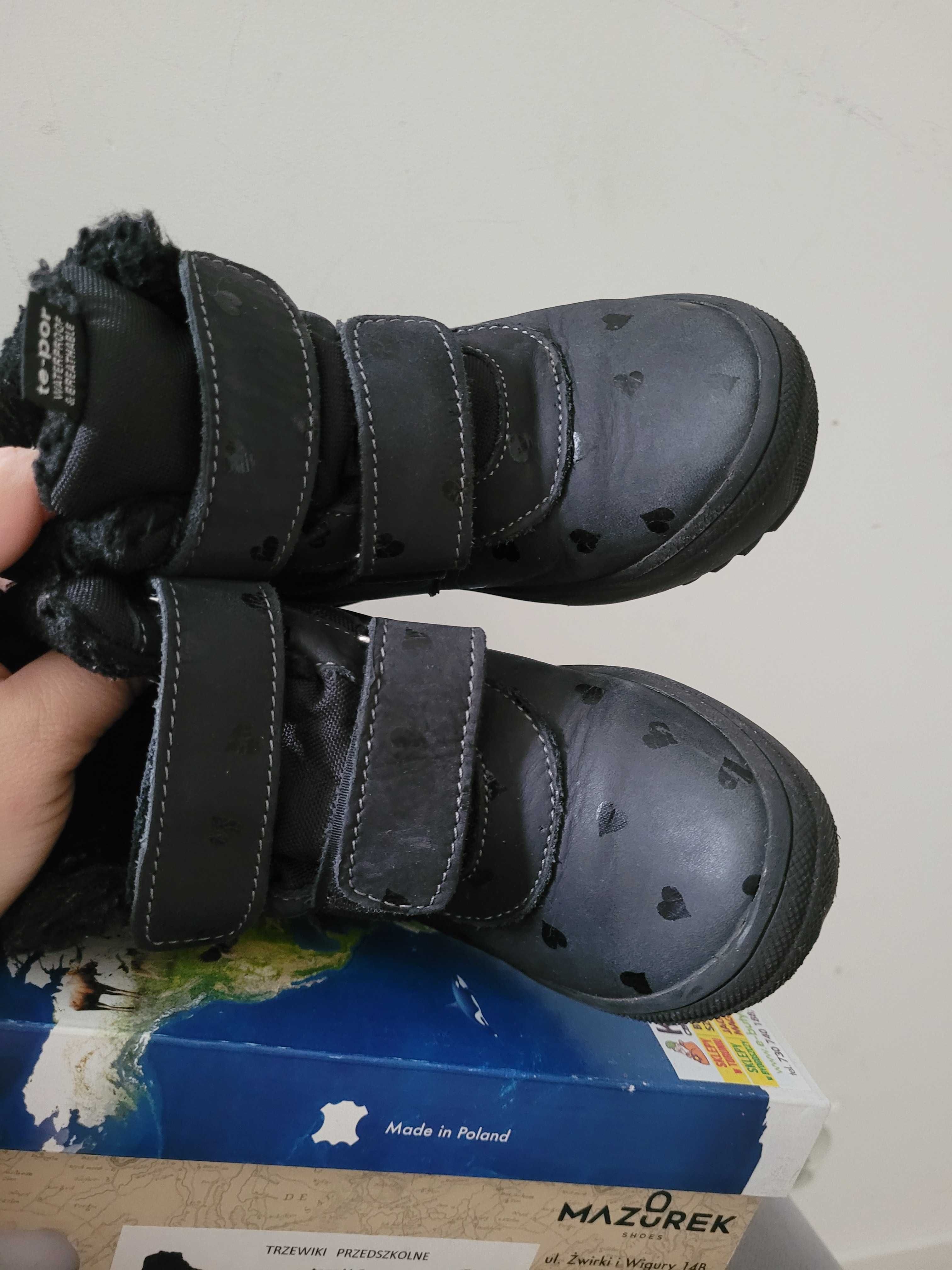 Buty zimowe Mazurek r. 29 dziewczynka czarne w serduszka