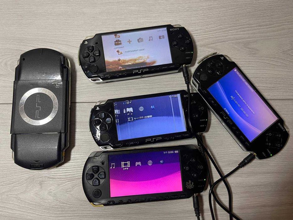 PSP 5 Штук одним лотом під запчастини або ремонт