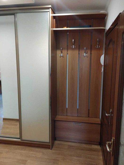 Продаж 4к квартири 83 кв. м на вул. О. Антонова