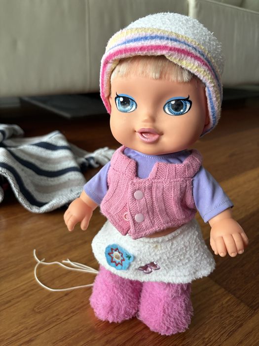 Bonecas Jagets 35 cm com roupeiro