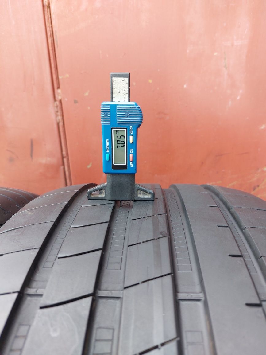 275/40/18 R18 GoodYear Eagle F1 MO 2шт ціна за 1шт літо шини