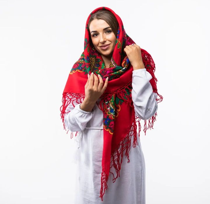 Хустка українська народна велика з тороками з френзлями хустина платок