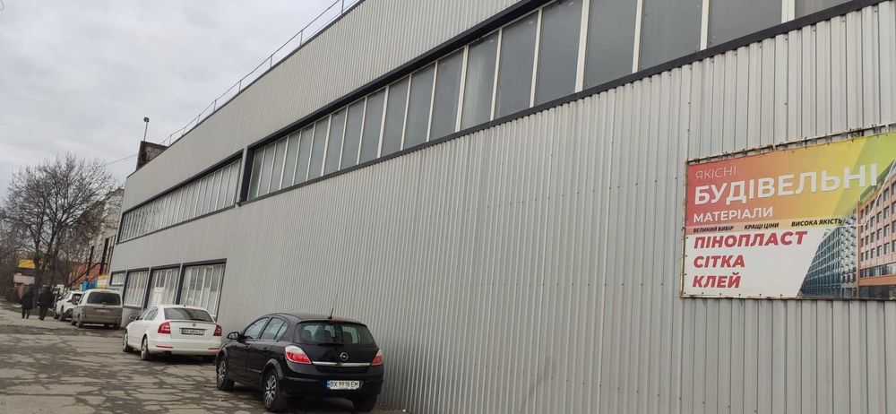 Продажа фасадного помещения под склад или производство, г. Хмельницкий