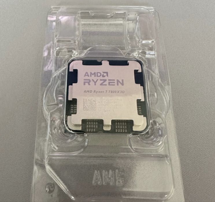 AMD Ryzen 7 7800x3D c/garantia