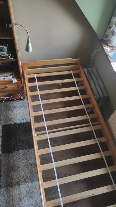 Solidne łóżko drewniane + MATERAC!! Regał GRATIS