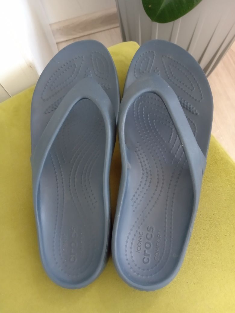 Crocs Kadee II japonki rozmiar W8 38/39
