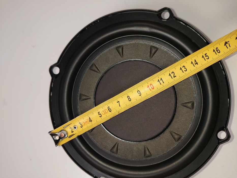 Автомобильные мидбасовые  динамики 16см. Harman Cardon. USA.