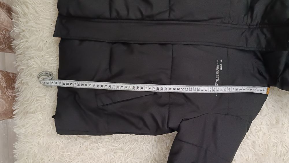 Продам женскую курточку