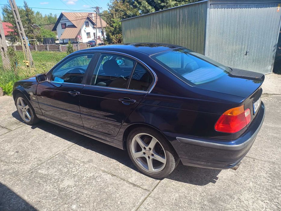 BMW e46 323i 99r