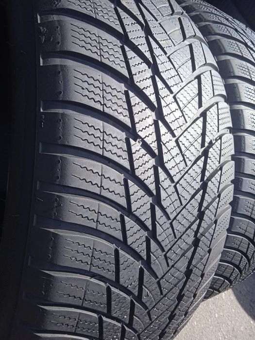 Шины зима 255.50.20 Bridgestone Blizak LM001, Poland, 22p,6.5mm.
