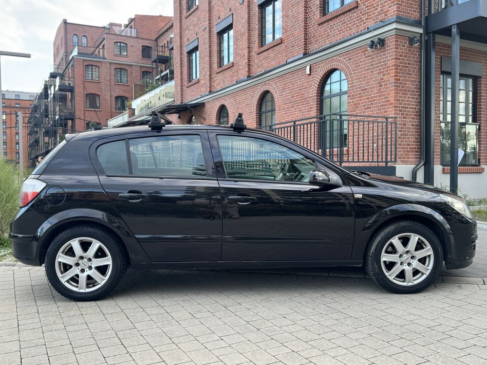 Opel Astra 1.9cdti bardzo fajny samochod w dobrej cenie