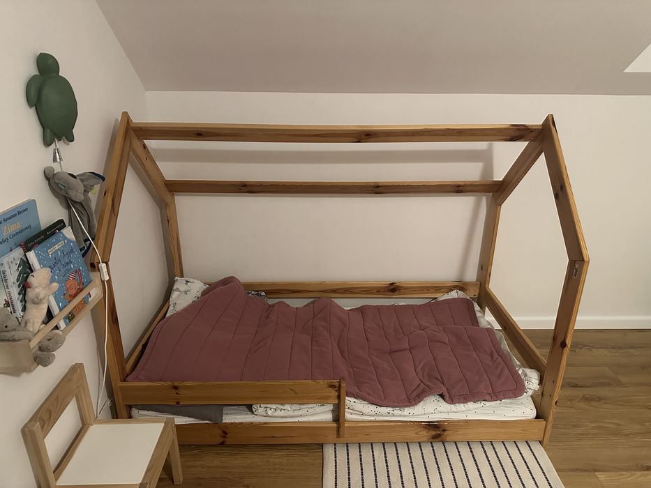 Lóżko dziecięce domek z materacem