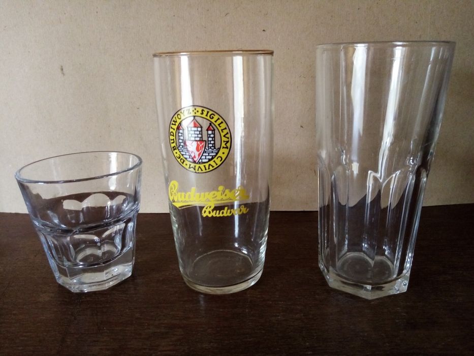 Чашки, кружки, стаканы, рюмки. Посуда для напитков.