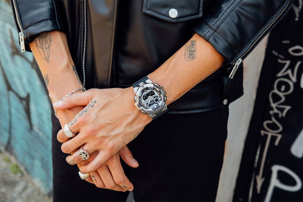 Часы Casio GM-700-1A ! Оригинал! Фирменная гарантия 2 года!