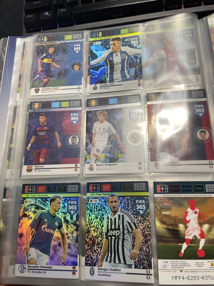 Karty piłkarskie i album 2016 panini