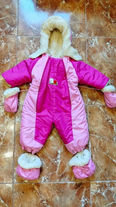 Теплий зимовий комбінезон 74р (9-12 місяців) з рукавичками і пінєтками