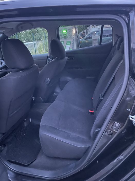 Оренда авто Nissan Leaf