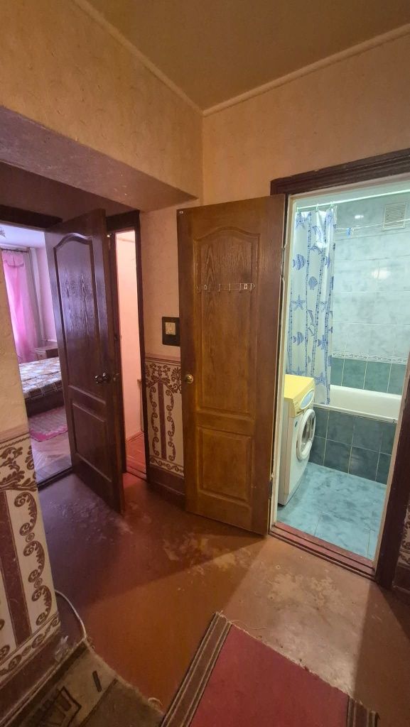 Продам 3-х кімнатну квартиру,р-н Залізничного Вокзалу