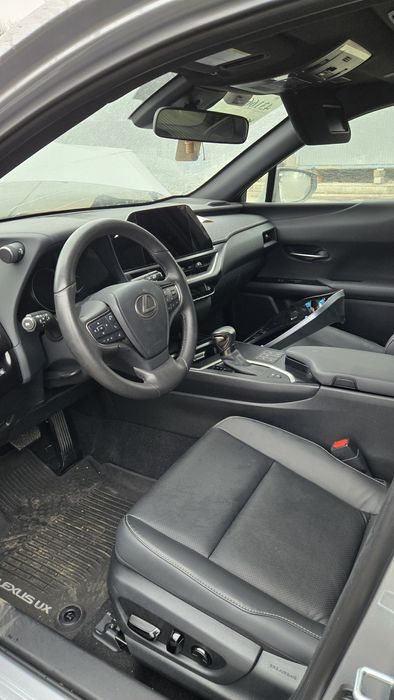 Lexus Ux 250H 2.0 AWD F Sport Design 2023