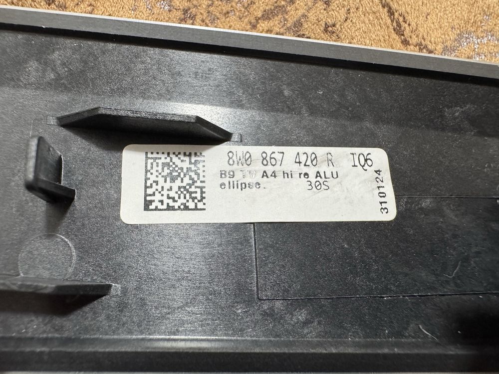 Декор салону Audi A4, A5B9 2022-2024