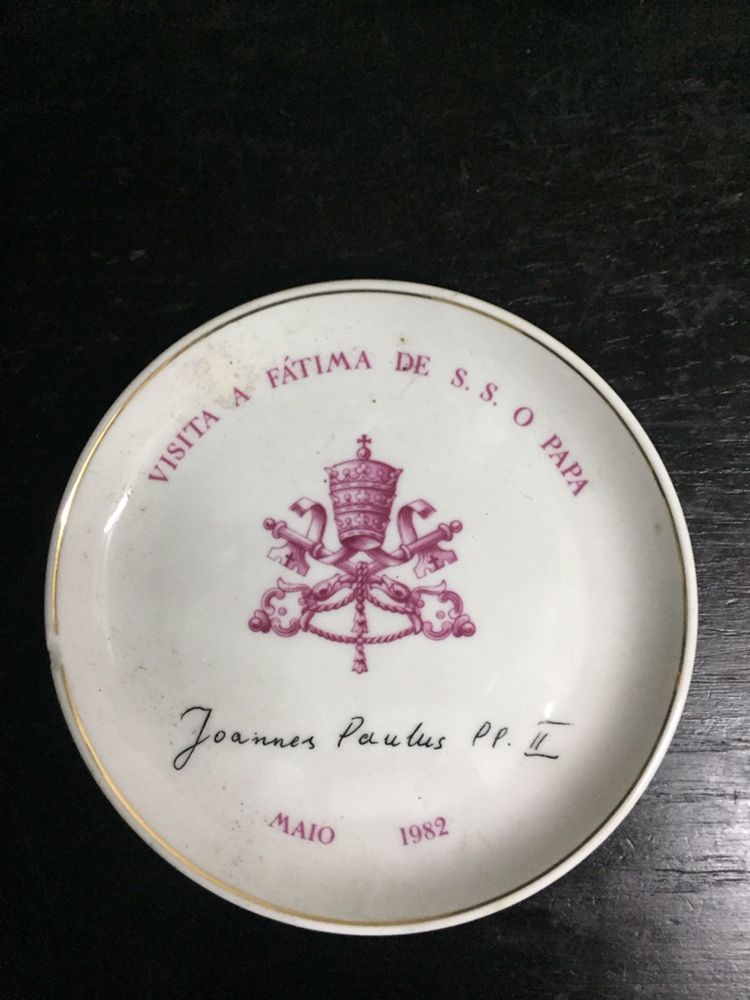 Prato em Porcelana Vista Alegre Comemorativo da Vinda do Papa João II