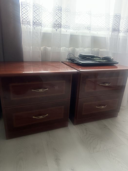 Продам спальний гарнітур з матрацом