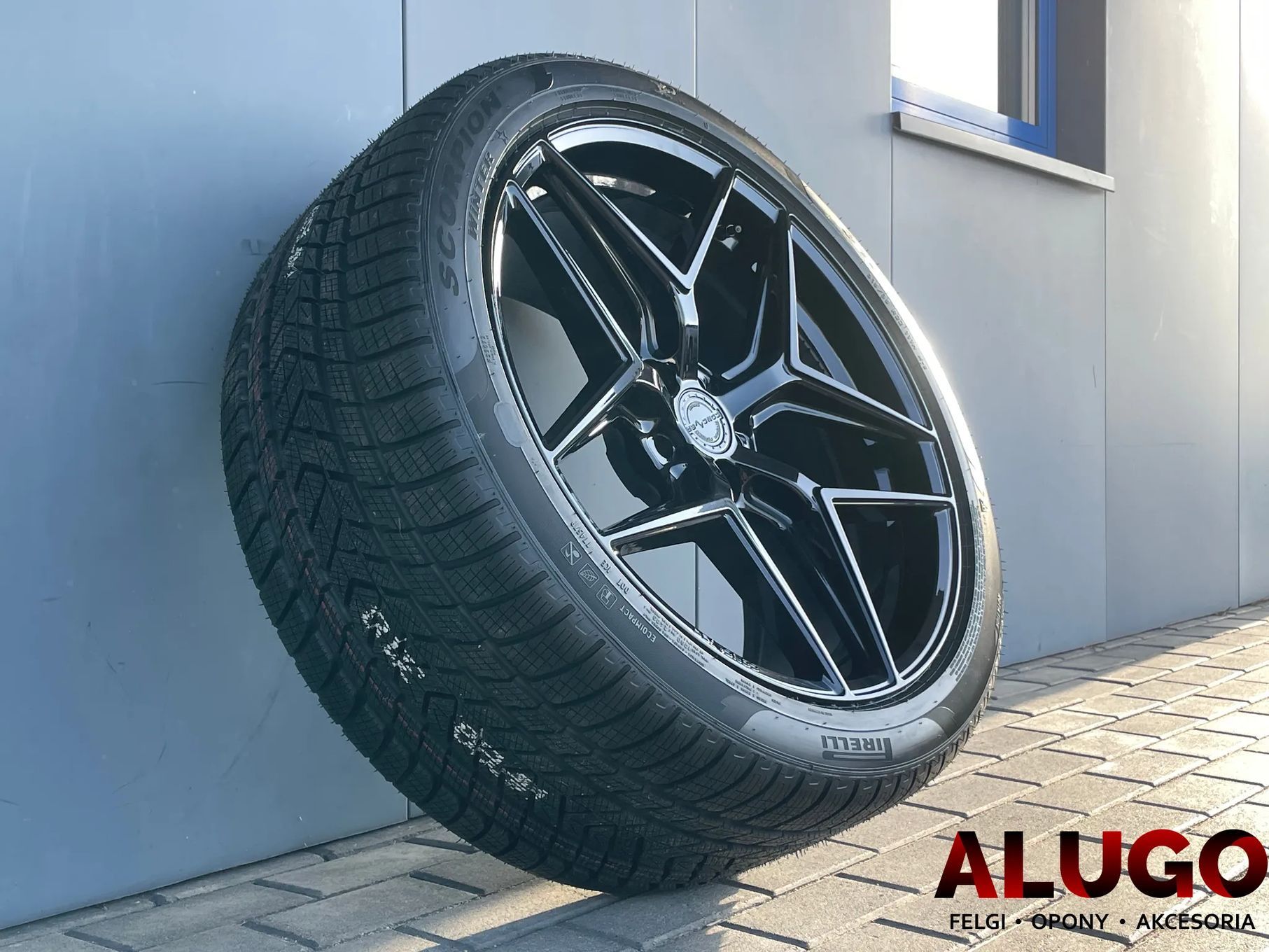 Kompletne Koła 22 Blank CVR2 Chrysler 300C Jaguar F-Pace Range Rover Velar  Volvo XC60 XC90 EX90