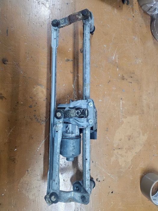 Mechanizm Wycieraczek Przednich Przód Silniczek VW GOLF 5 V