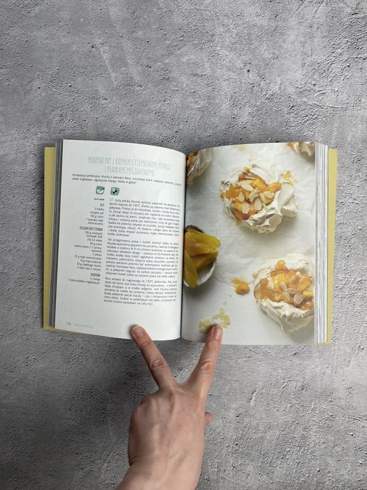 Książka kucharska Nastoletnie wypiekanie Pyszne i fit Justyna Dragan