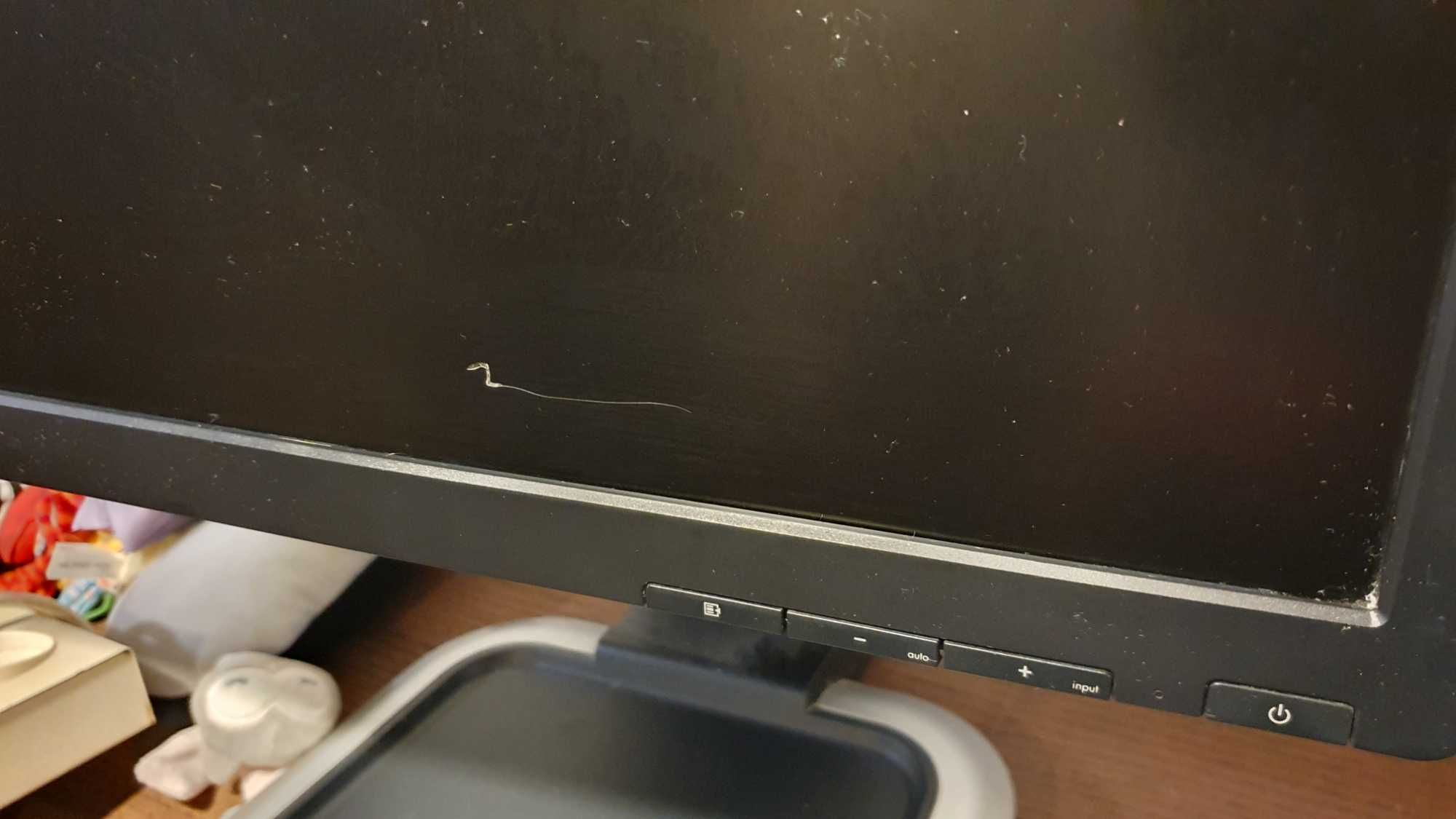 Monitor LCD 22 cale hp l2245w GX008A