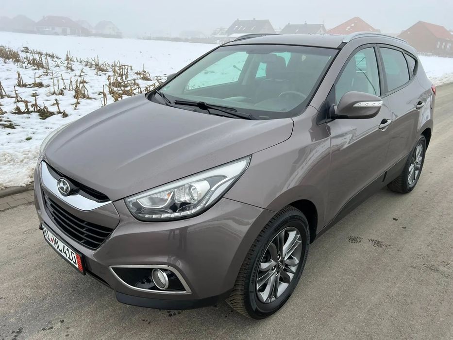 Hyundai ix35 Ładniutka benzynka klimatronik nawigacja full led fajna wersja !