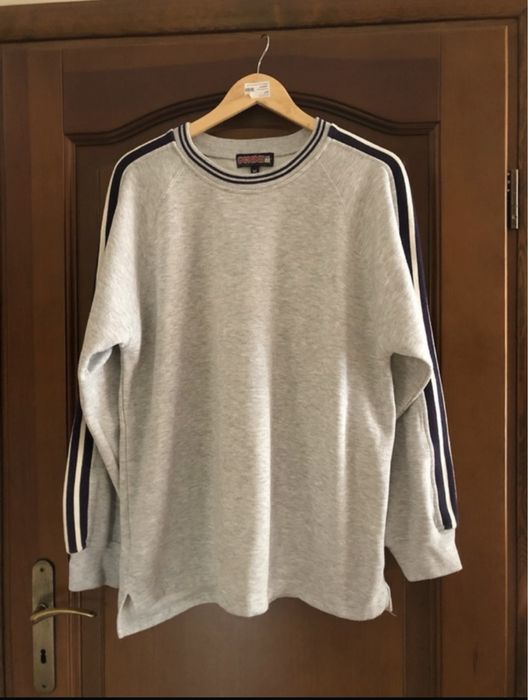 Bluza męska z lampasami na rękawach