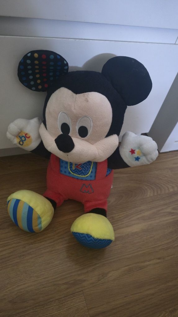 4 Mickeys alguns falam