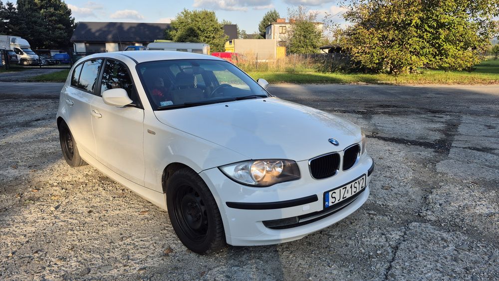 Sprzedam bmw 1 2010rok lift benzyna