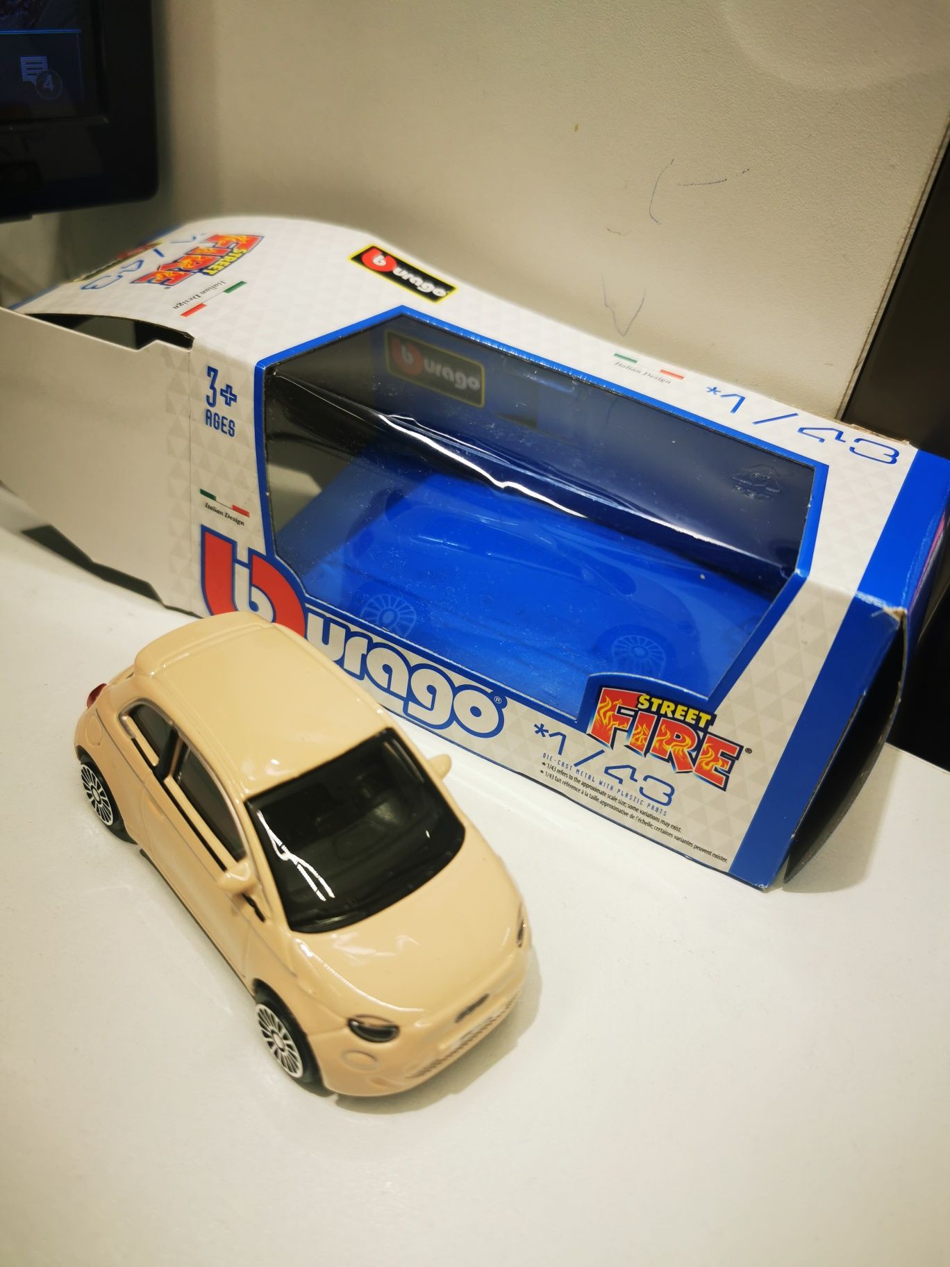 Fiat 500e 2021 Burago 1/43