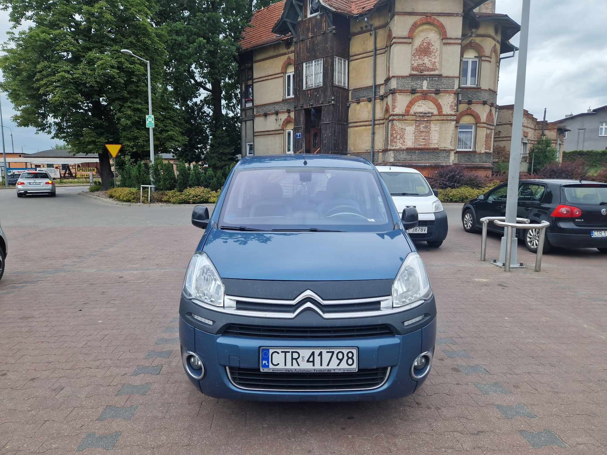 Citroen Berlingo Multispace 1.6 HDI 115KM | Hak, Klima, LED, Zadbany