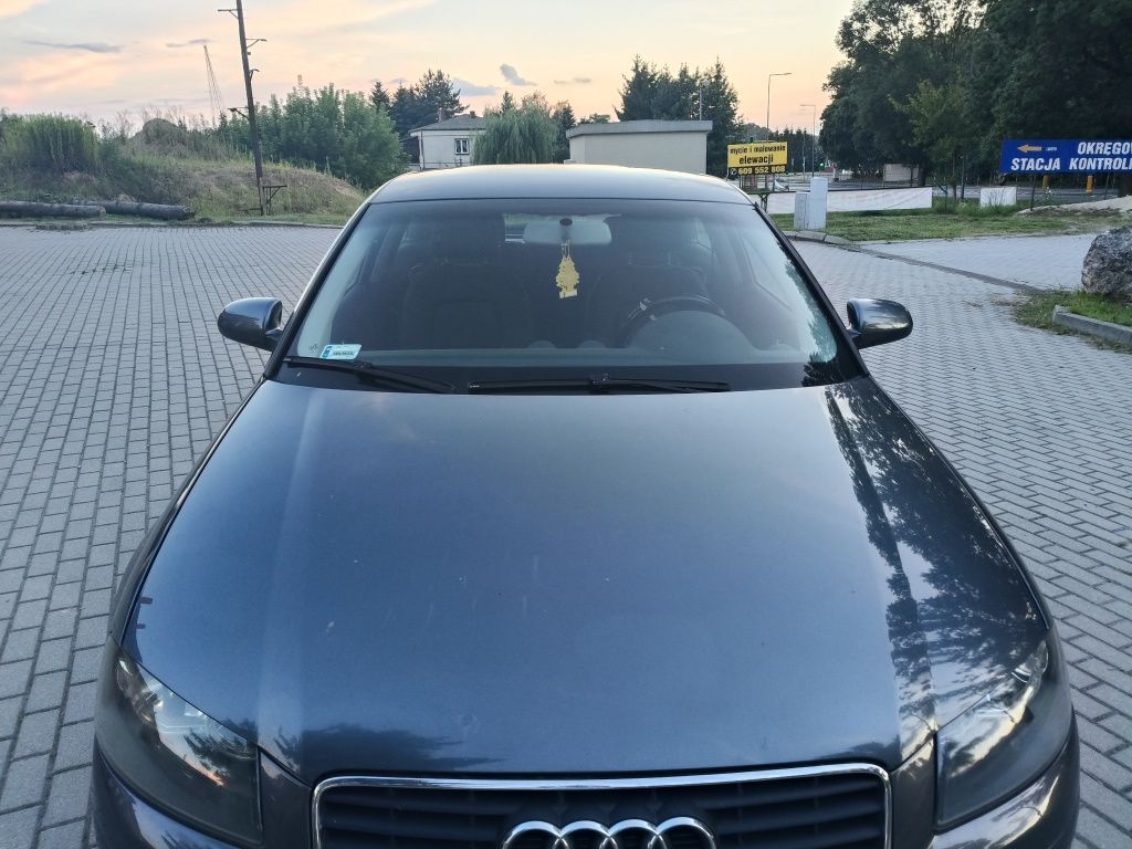 Sprzedam Audi A3 8P 1,6 B+G 2004r