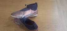 Chuteiras nike número  35