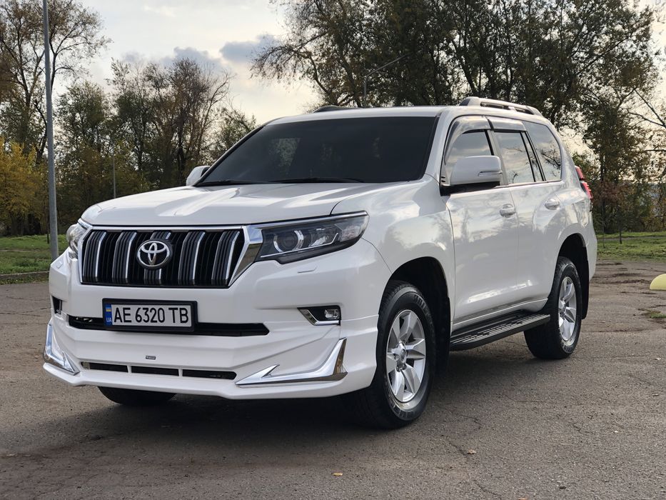 Шикарный автомобиль на вашу свадьбу,выписку из роддома авто, аренда