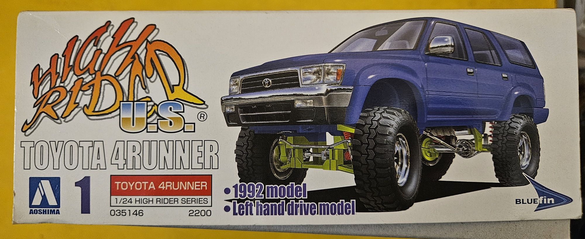 Збірна модель 1/24 Toyota 4Runner High Rider US 1991 LHD Aoshima 35146