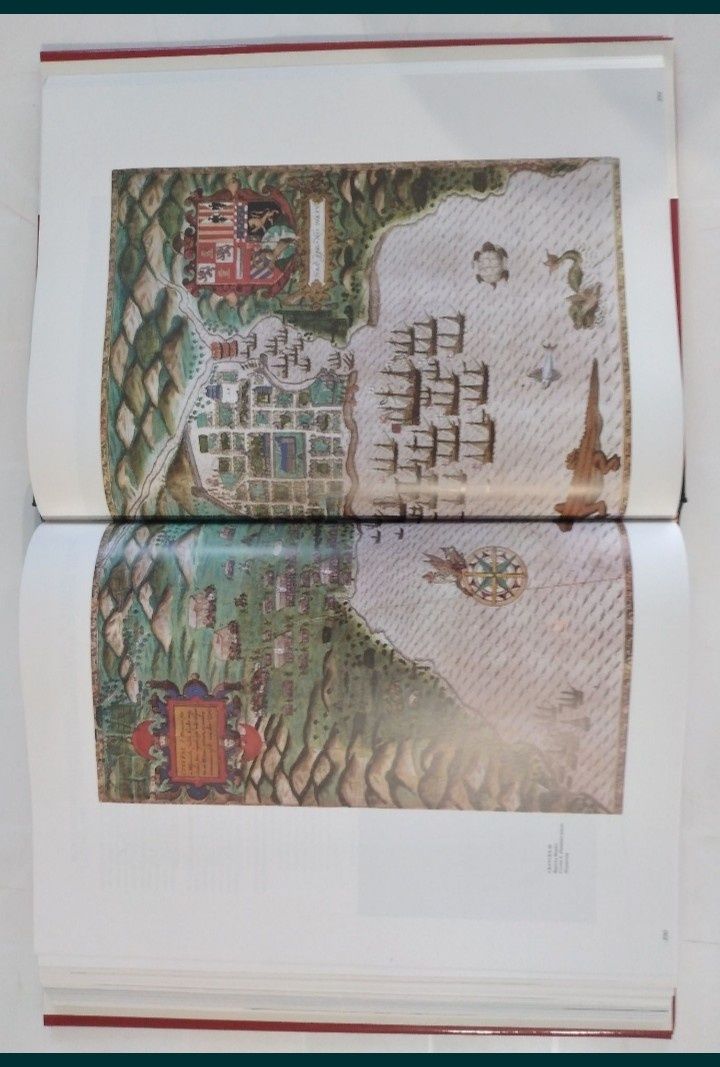 Atlas das Descobertas - livro novo na caixa original