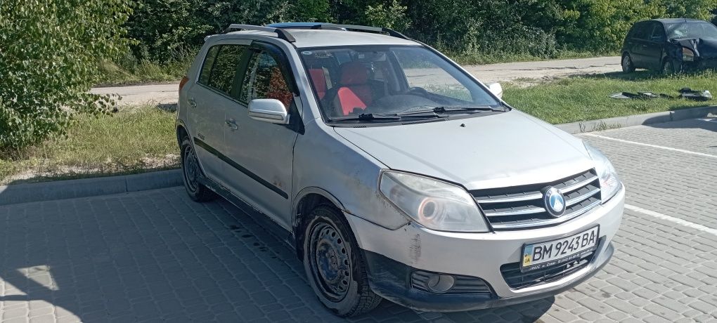 Geely MK Cross 2013