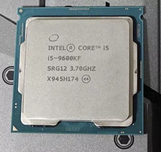 Processador Intel Core i5-9600KF 3.7 GHz com dissipador