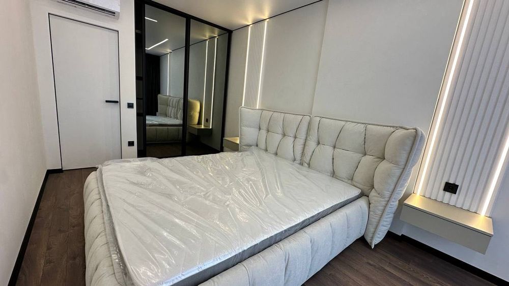 Продаж 2 км квартири в ЖК бізнес класу