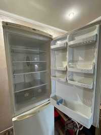 Холодильник LG GR-389SQF